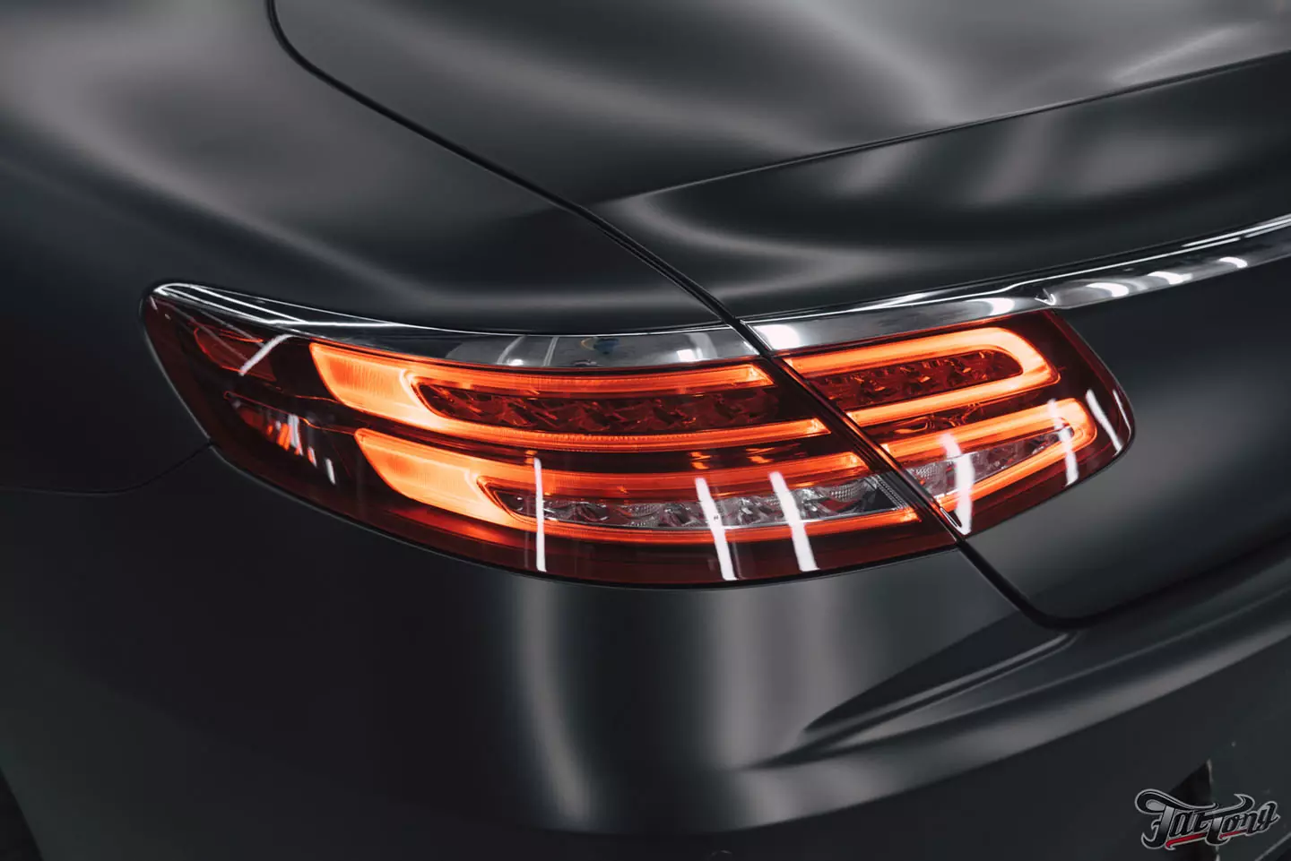 Смена стиля Mercedes S-class Coupe! Оклеили кузов в темно-серый винил от Oracal, окрасили диски